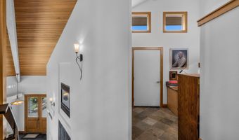 59641 Calgary Loop, Bend, OR 97702
