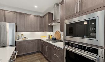 3808 194th Ln SE, Bothell, WA 98012