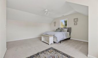25 Southern View Dr, Narragansett, RI 02882
