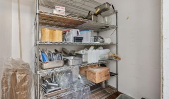 11 Benton Ave E, Albia, IA 52531