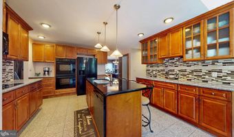 892 HOGBIN Rd, Millville, NJ 08332