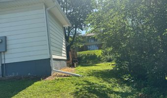 203 E 18th, Atlantic, IA 50022
