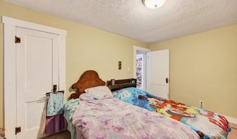 612 S Lewis St, Bloomfield, IN 47424