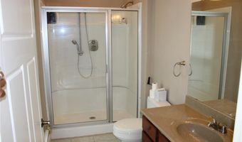 3214 E Leverett Ct, Alton, IL 62002