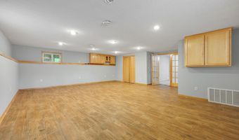 17153 Butternut St NW, Andover, MN 55304