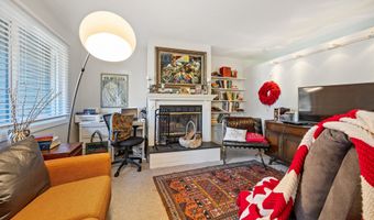 64 Montoya Dr 64, Branford, CT 06405