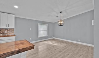 520 Calvin Dr, Benton, LA 71006