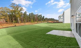 1064 Misty Creek Dr, Aberdeen, NC 28315
