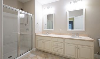 311 Still Water Cir 311, Brookfield, CT 06804