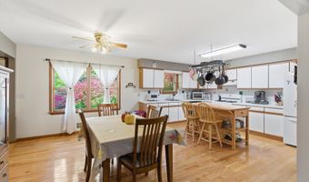 1312 Spar Ave, Beachwood, NJ 08722