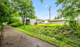 1515 Chance Ct, Adel, IA 50003