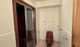 2782 Maitland Dr, Ann Arbor, MI 48105