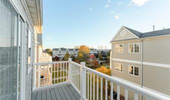 683 Metacom Ave 79, Bristol, RI 02809