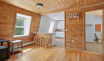 7 Nichols Ln 7, Hopkinton, RI 02832