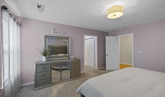 747 Onyx Cir, Boiling Springs, SC 29316