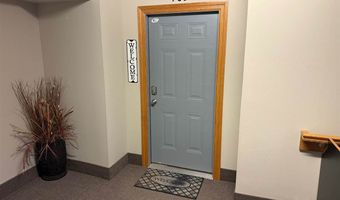 251 Vine St 102, Riverside, IA 52327