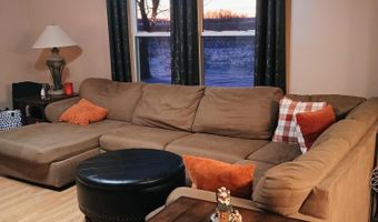 304 S Locust St, Arcanum, OH 45304