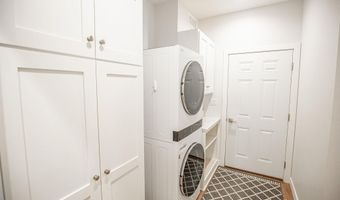 2410 Eastland Dr, Algona, IA 50511