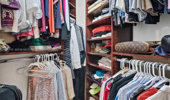 19900 E Country Club Dr 212, Aventura, FL 33180