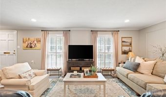 18 S Stratford Dr, Athens, GA 30605