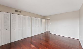 1300 ARMY NAVY Dr #625, Arlington, VA 22202