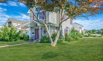 29 North Plz, Amity Harbor, NY 11701