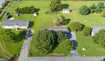 15 LEGEND Ln, Houston, DE 19954