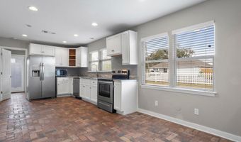 534 Saint John St, Bay St. Louis, MS 39520