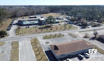 810 E Craig St, Atmore, AL 36502