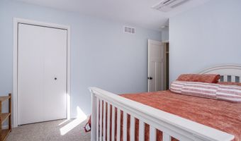 7160 River Valley Dr SE, Alto, MI 49302