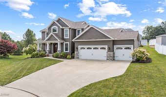2480 Orchard Spring Cir, Alliance, OH 44601