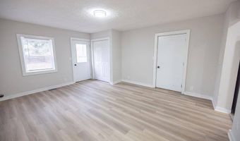 330 W McKeever St, Andrews, IN 46702