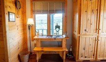 41 MARSH CREEK Rd, Cora, WY 82925
