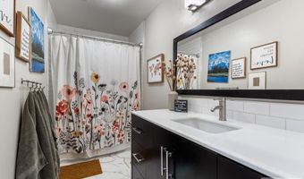 3809 E Windmill Dr, Ammon, ID 83406