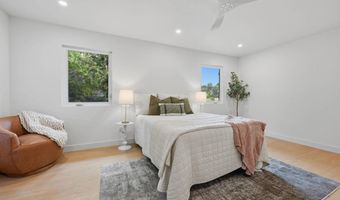 2610 Chestnut Ave, Carlsbad, CA 92010
