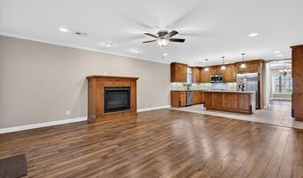 6422 Foxtail Park Dr, Bartlesville, OK 74006