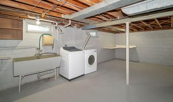 228 Davis Ave, Albany, NY 12208