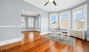 39 Ferncliff Ave, North Providence, RI 02911