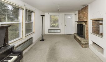 3 Shipman Cir, Ann Arbor, MI 48104