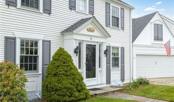 20 Elmsgate Way, East Providence, RI 02916