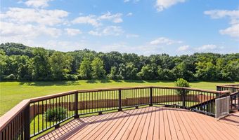 638 Oak Springs Trail Dr, Ballwin, MO 63021