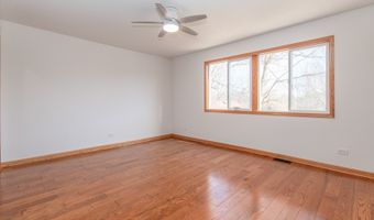 39763 N Rena Ave, Antioch, IL 60002