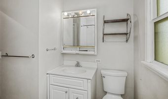 3905 Ontario St, Ames, IA 50014