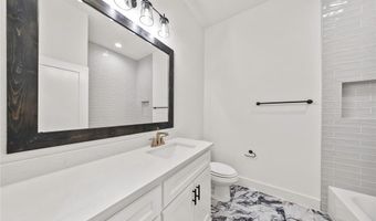 808 Dog Wood Rd, Weatherford, TX 76085