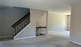 304 Charlesgate Cir, Amherst, NY 14051