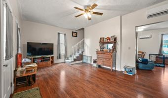 424 Broadway St, Aurora, IN 47001