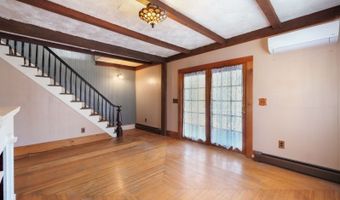 3 Smith St, Andover, NJ 07821