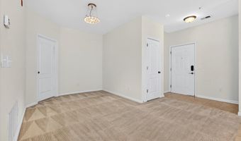 24620 BYRNE MEADOW Sq 300, Aldie, VA 20105
