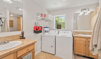 70 Riverside Dr, Allenstown, NH 03275