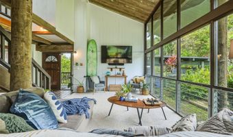 47-585 Ahuimanu Rd, Kaneohe, HI 96744